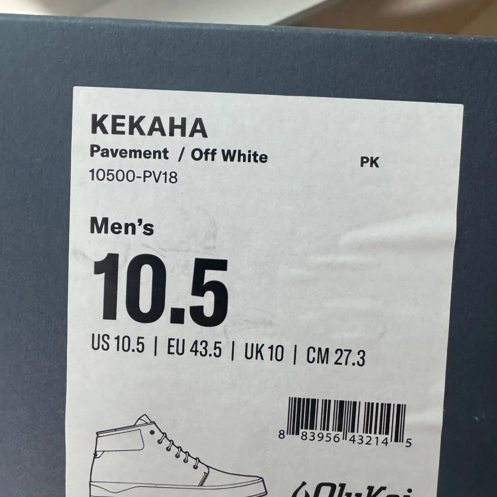 OluKai Men's Grey & Brown Chukka Boots NIB - Picture 4 of 13